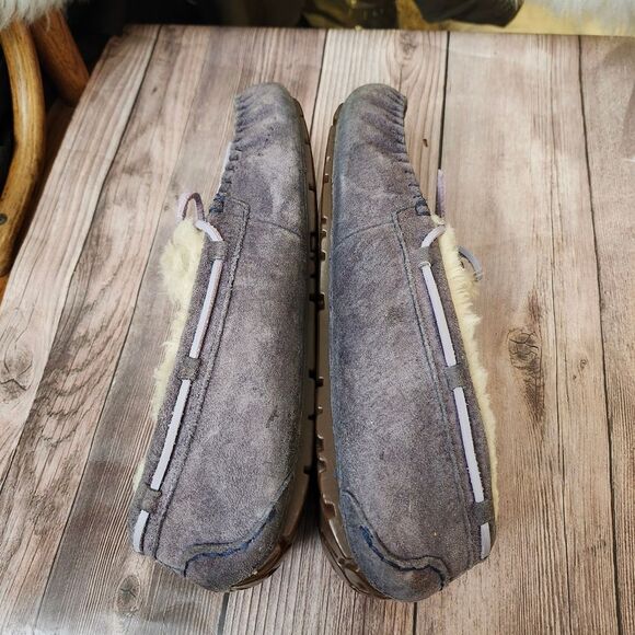 UGG Dakota Cozy Gray  Plush‎ Moccasin Slippers Sz 9 - Picture 3 of 11